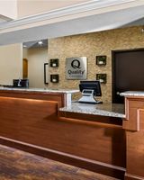 Quality Suites Las Colinas Center