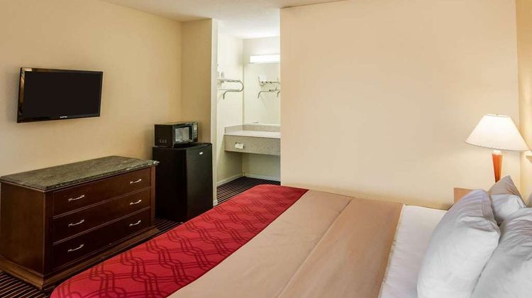 Rodeway Inn Room