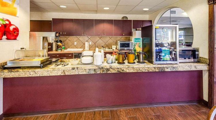 Quality Inn and Suites Kerrville Restaurant