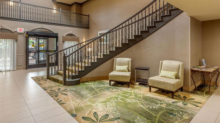 Quality Suites Sherman Lobby