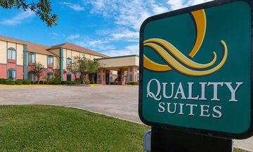 Quality Suites Temple