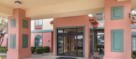 Quality Suites Temple Exterior