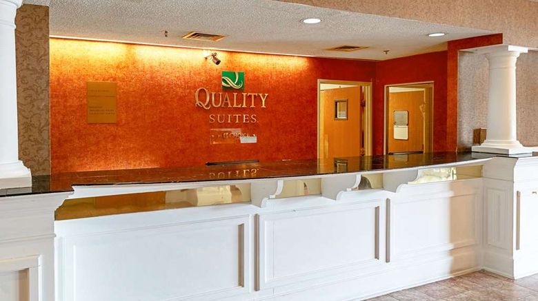 <b>Quality Suites San Antonio Lobby</b>. Images powered by <a href="https://iceportal.shijigroup.com/" title="IcePortal" target="_blank">IcePortal</a>.