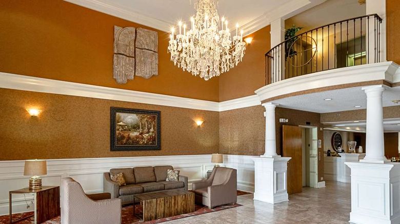 <b>Quality Suites San Antonio Lobby</b>. Images powered by <a href="https://iceportal.shijigroup.com/" title="IcePortal" target="_blank">IcePortal</a>.