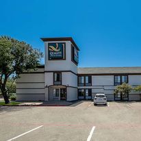 Quality Inn & Suites DFW Airport South