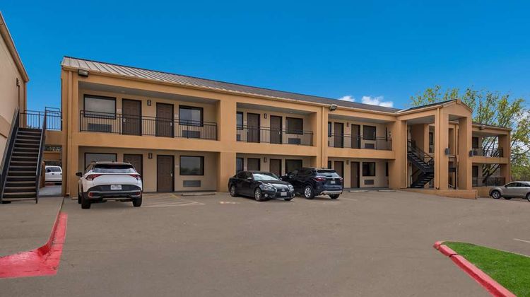 Quality Inn & Suites Round Rock Exterior