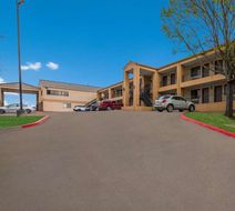Quality Inn & Suites Round Rock Exterior