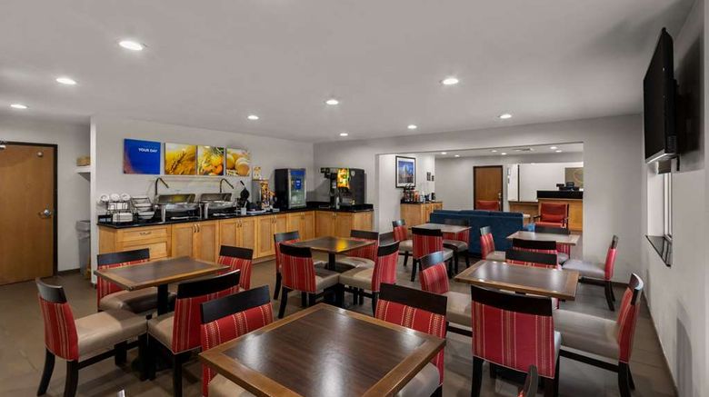 <b>Comfort Inn and Suites Austin North Loop Restaurant</b>. Images powered by <a href="https://iceportal.shijigroup.com/" title="IcePortal" target="_blank">IcePortal</a>.