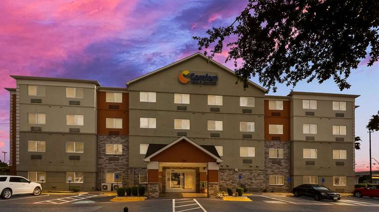 Comfort Inn and Suites Austin North Loop Exterior