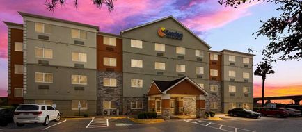 Comfort Inn and Suites Austin North Loop Exterior