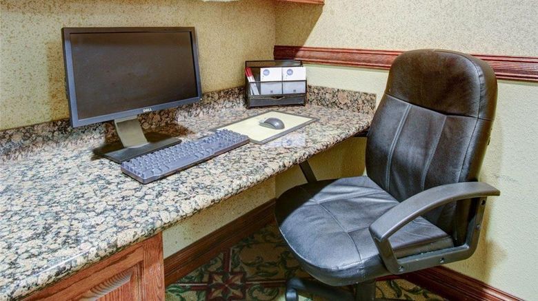 <b>Comfort Suites Other</b>. Images powered by <a href="https://iceportal.shijigroup.com/" title="IcePortal" target="_blank">IcePortal</a>.