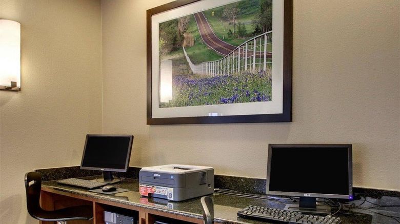 <b>Comfort Suites Other</b>. Images powered by <a href="https://iceportal.shijigroup.com/" title="IcePortal" target="_blank">IcePortal</a>.