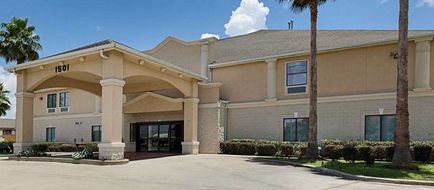 Comfort Suites - Deer Park Exterior