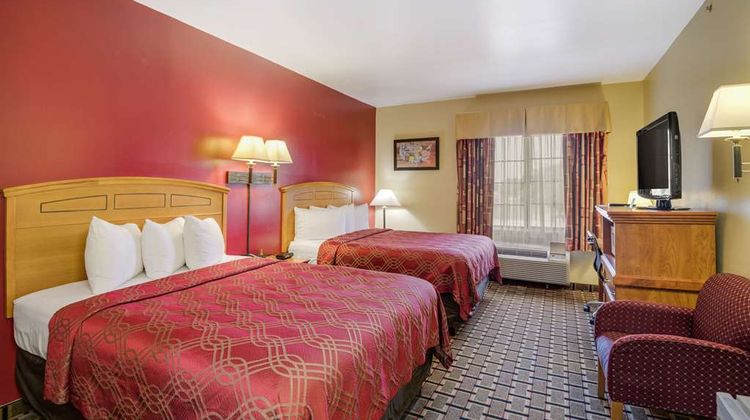 Econo Lodge I-27 Room