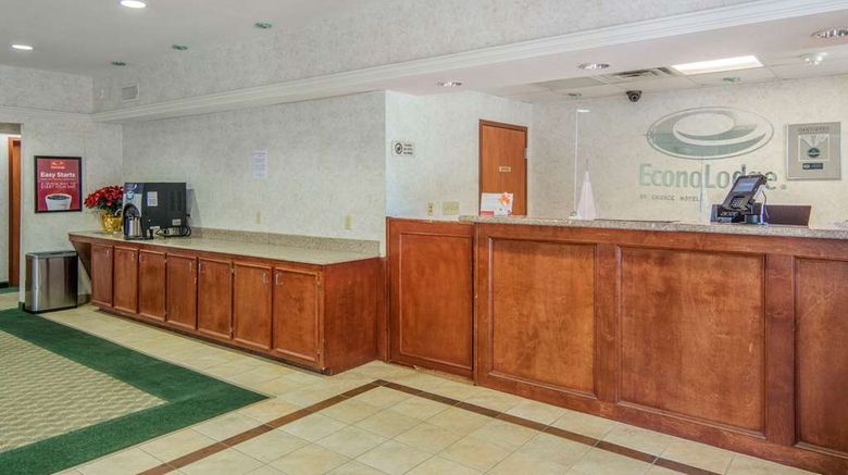 <b>Econo Lodge Lobby</b>. Images powered by <a href="https://iceportal.shijigroup.com/" title="IcePortal" target="_blank">IcePortal</a>.