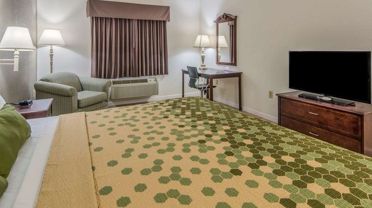 Econo Lodge Room