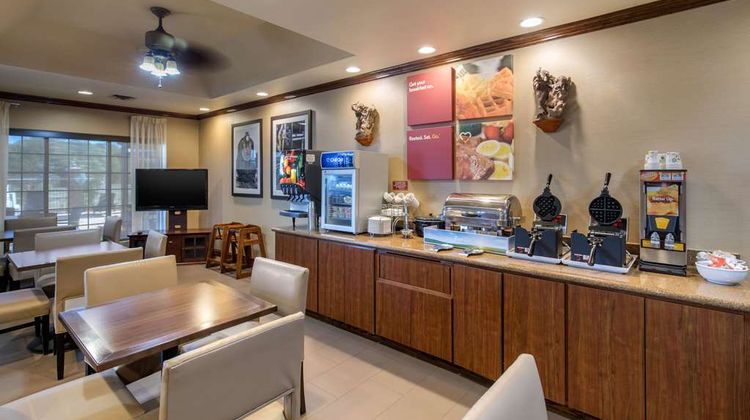 Comfort Suites Inn Marshall Restaurant