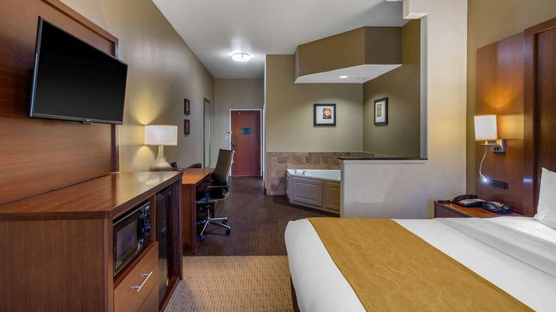 <b>Comfort Suites Inn Marshall Suite</b>. Images powered by <a href="https://iceportal.shijigroup.com/" title="IcePortal" target="_blank">IcePortal</a>.