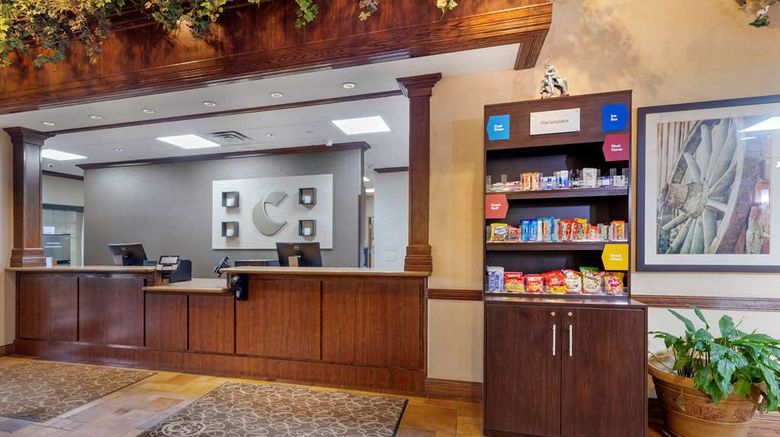 <b>Comfort Suites Inn Marshall Lobby</b>. Images powered by <a href="https://iceportal.shijigroup.com/" title="IcePortal" target="_blank">IcePortal</a>.