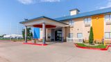 Quality Inn & Suites Exterior