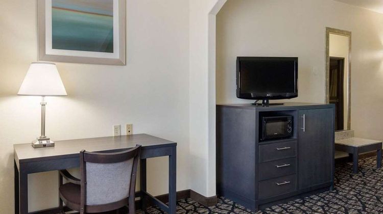 Quality Inn Buffalo Suite