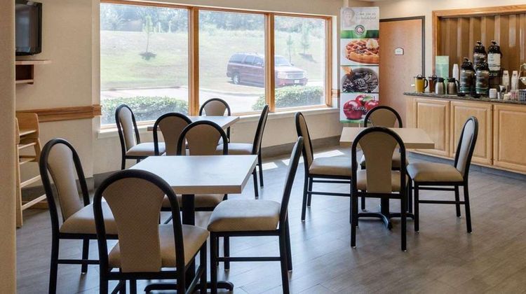 Quality Inn Buffalo Restaurant