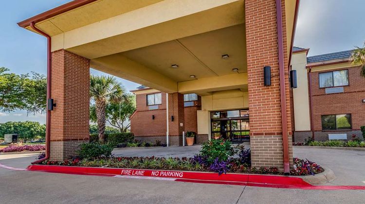 Quality Inn West Plano/Dallas Exterior