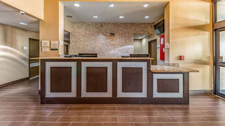 <b>Quality Inn West Plano/Dallas Lobby</b>. Images powered by <a href="https://iceportal.shijigroup.com/" title="IcePortal" target="_blank">IcePortal</a>.