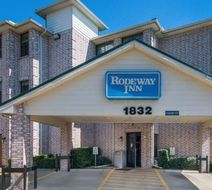 Rodeway Inn Exterior