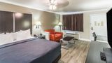 Econo Lodge & Suites Room