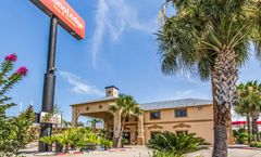 Econo Lodge & Suites