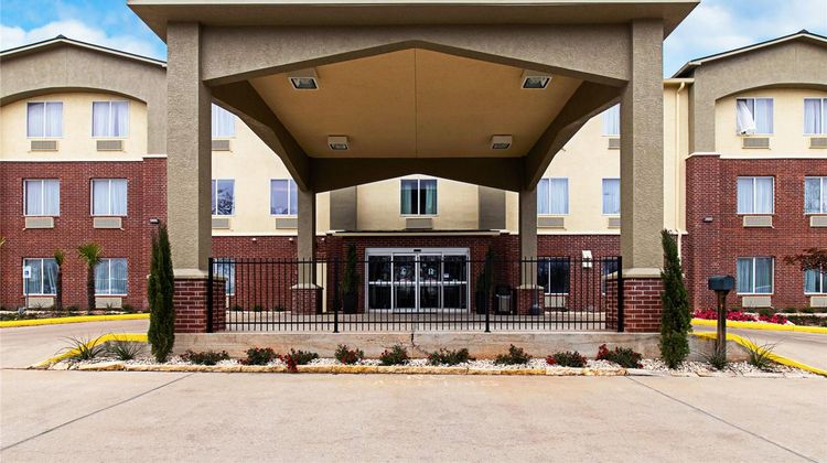 Comfort Inn & Suites Exterior