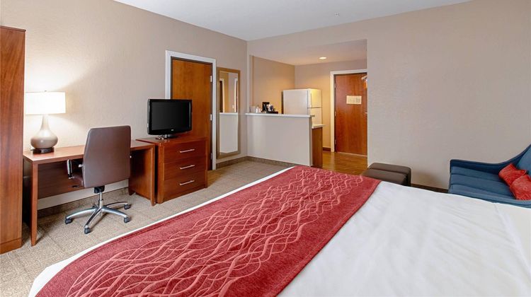 Comfort Inn & Suites Suite