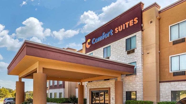 <b>Comfort Suites Georgetown Exterior</b>. Images powered by <a href="https://iceportal.shijigroup.com/" title="IcePortal" target="_blank">IcePortal</a>.