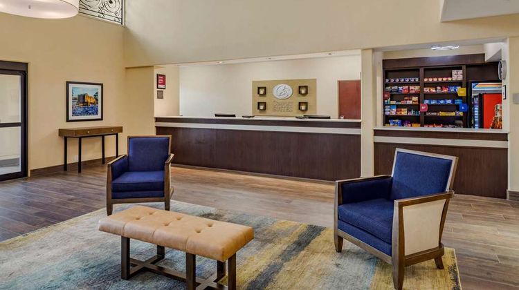 Comfort Suites Lobby