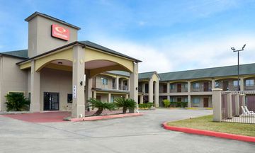 Econo Lodge & Suites