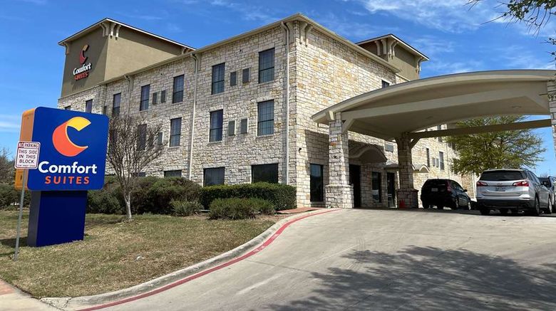 <b>Comfort Suites near Seaworld Exterior</b>. Images powered by <a href="https://iceportal.shijigroup.com/" title="IcePortal" target="_blank">IcePortal</a>.