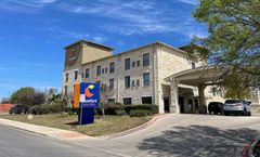 Comfort Suites near Seaworld