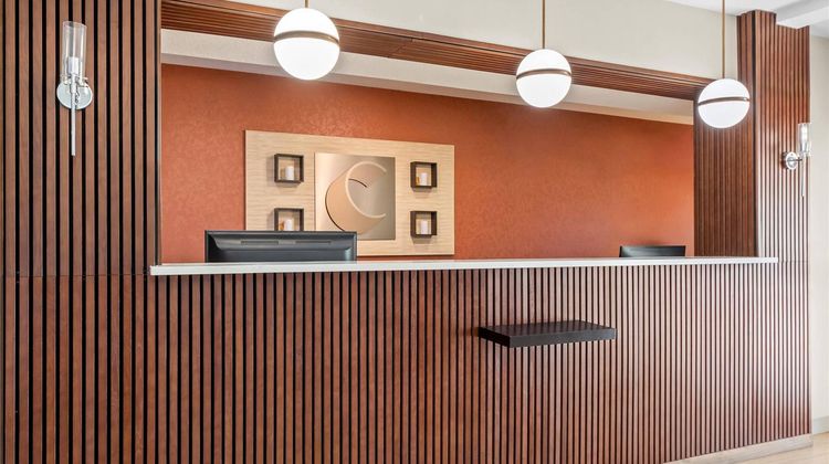 Comfort Suites near Seaworld Lobby