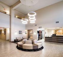 Comfort Suites Lobby