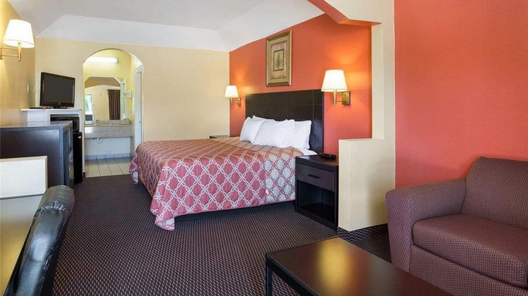 Rodeway Inn & Suites - Humble Suite