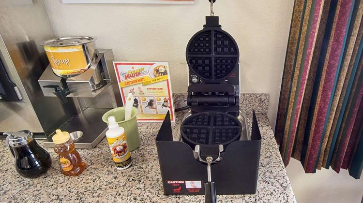 Quality Inn Del Rio Restaurant