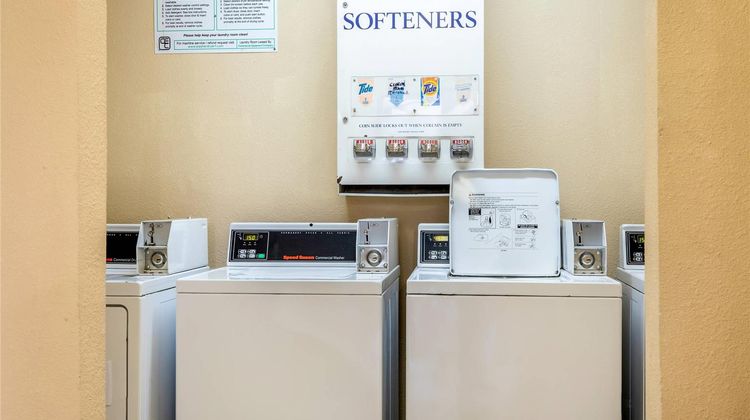 Quality Inn & Suites Fort Worth Other