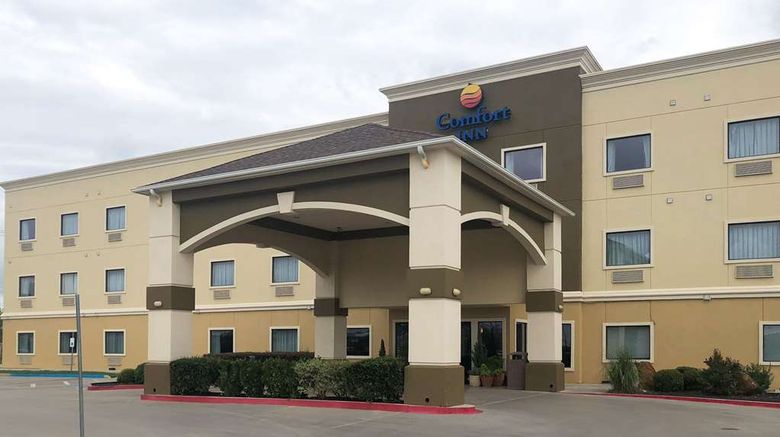 <b>Comfort Inn Exterior</b>. Images powered by <a href="https://iceportal.shijigroup.com/" title="IcePortal" target="_blank">IcePortal</a>.