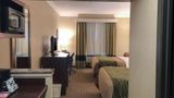 <b>Comfort Inn Room</b>. Images powered by <a href="https://iceportal.shijigroup.com/" title="IcePortal" target="_blank">IcePortal</a>.