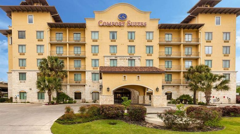 Comfort Suites Alamo/Riverwalk Exterior. Images powered by <a href="https://iceportal.shijigroup.com" target="_blank" rel="noopener">Ice Portal</a>.