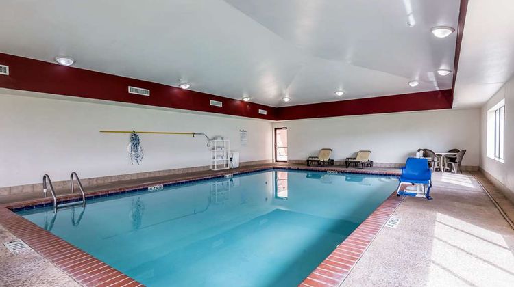 Sleep Inn and Suites Stafford Pool