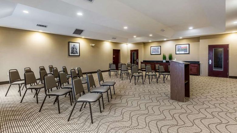 <b>Comfort Suites Meeting</b>. Images powered by <a href="https://iceportal.shijigroup.com/" title="IcePortal" target="_blank">IcePortal</a>.