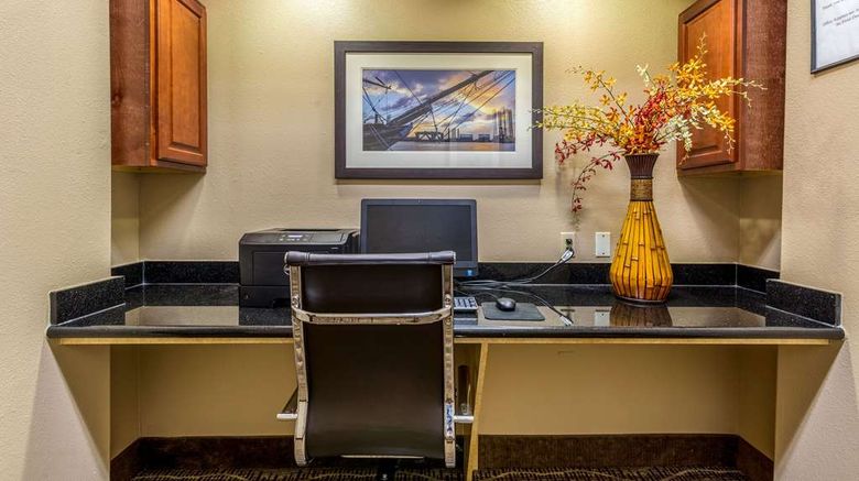<b>Comfort Suites Other</b>. Images powered by <a href="https://iceportal.shijigroup.com/" title="IcePortal" target="_blank">IcePortal</a>.