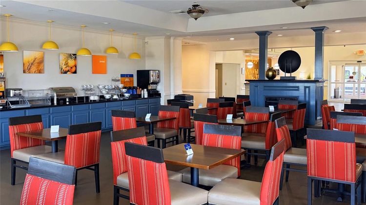 Comfort Suites Restaurant
